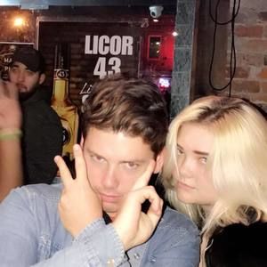 Meet your Posher, Anna